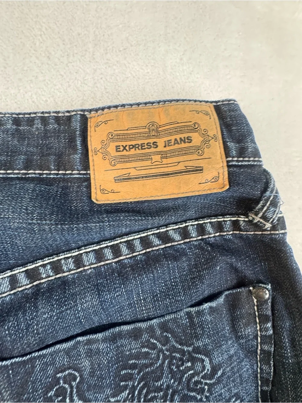 Express Men’s Kingston Jeans 34x30 Classic fit, Boot cut, Regular Rise